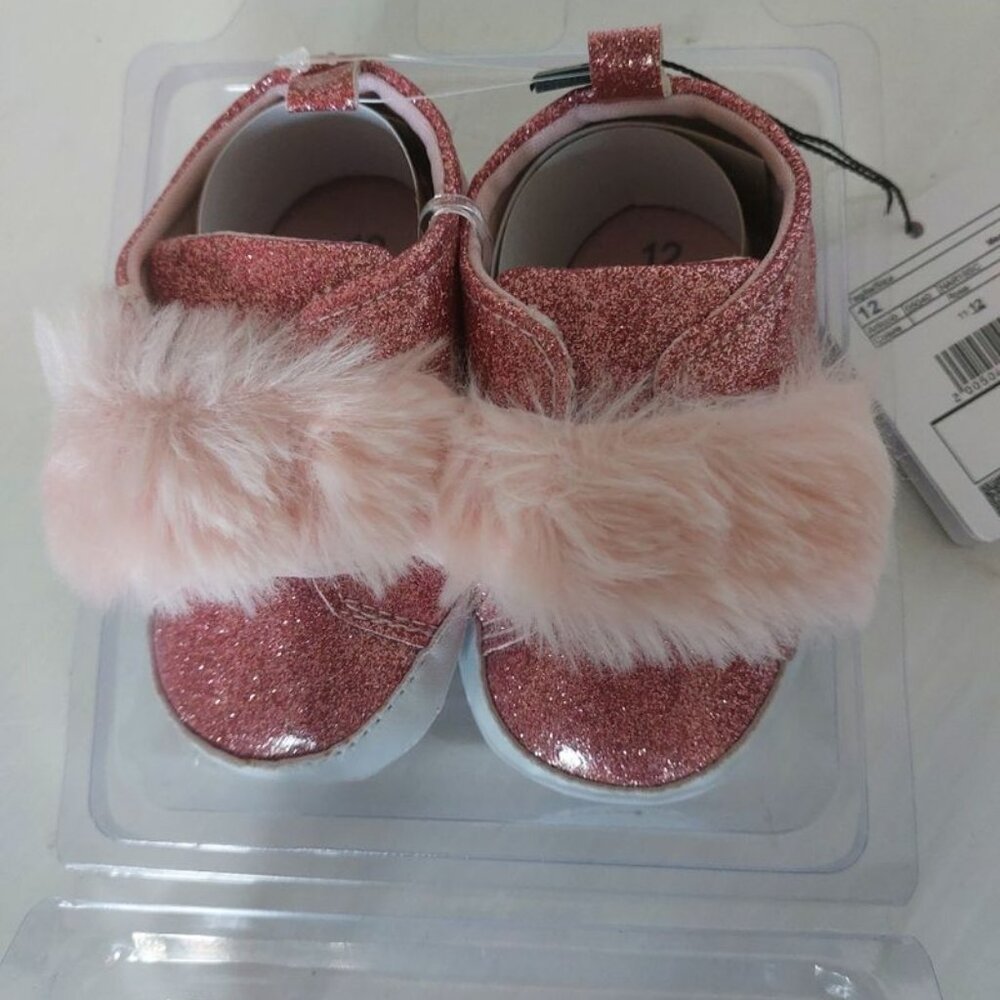 Girls' shoes